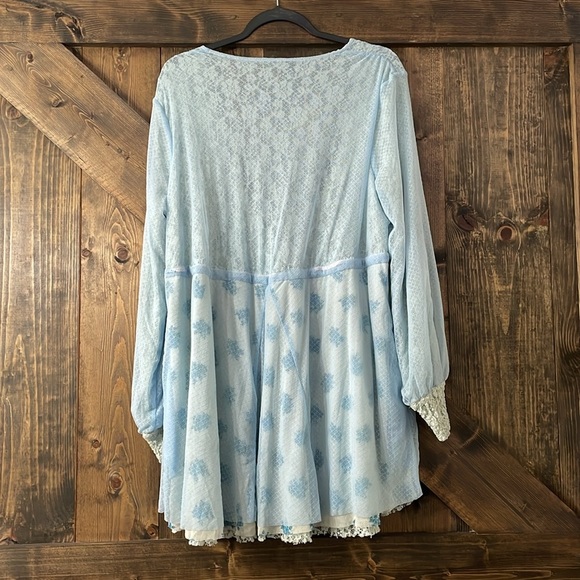 WE ARE HAH Double Reversible Robe - Picture 5 of 14